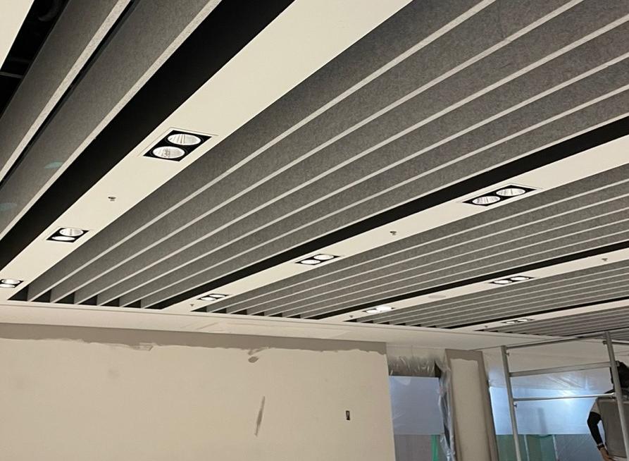 LG이노텍 PET 리니어배플 천장 시공 1