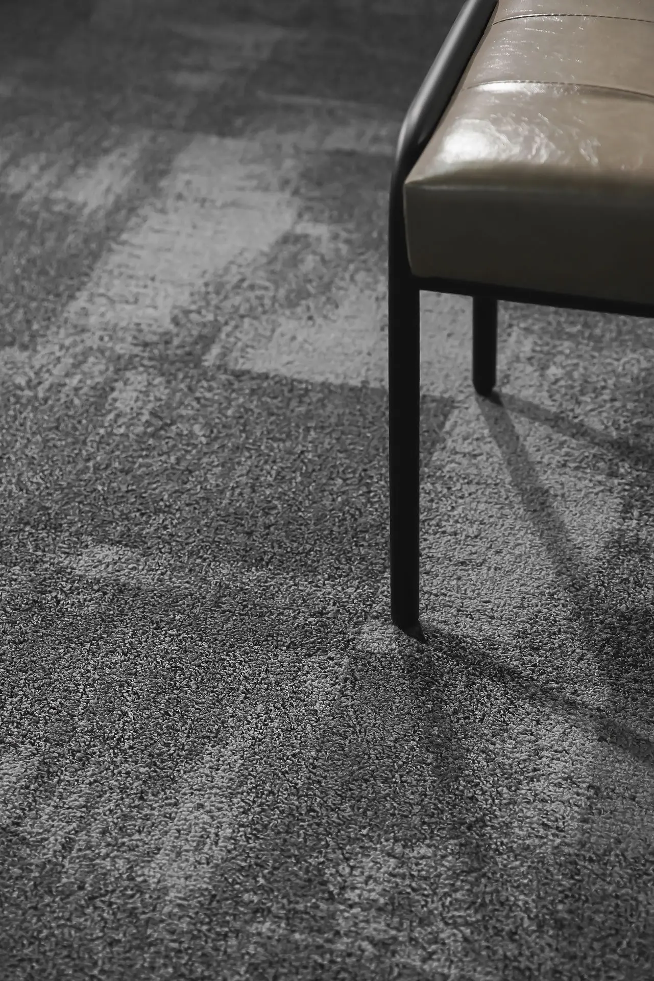 Anker Blur Carpet Tile 1